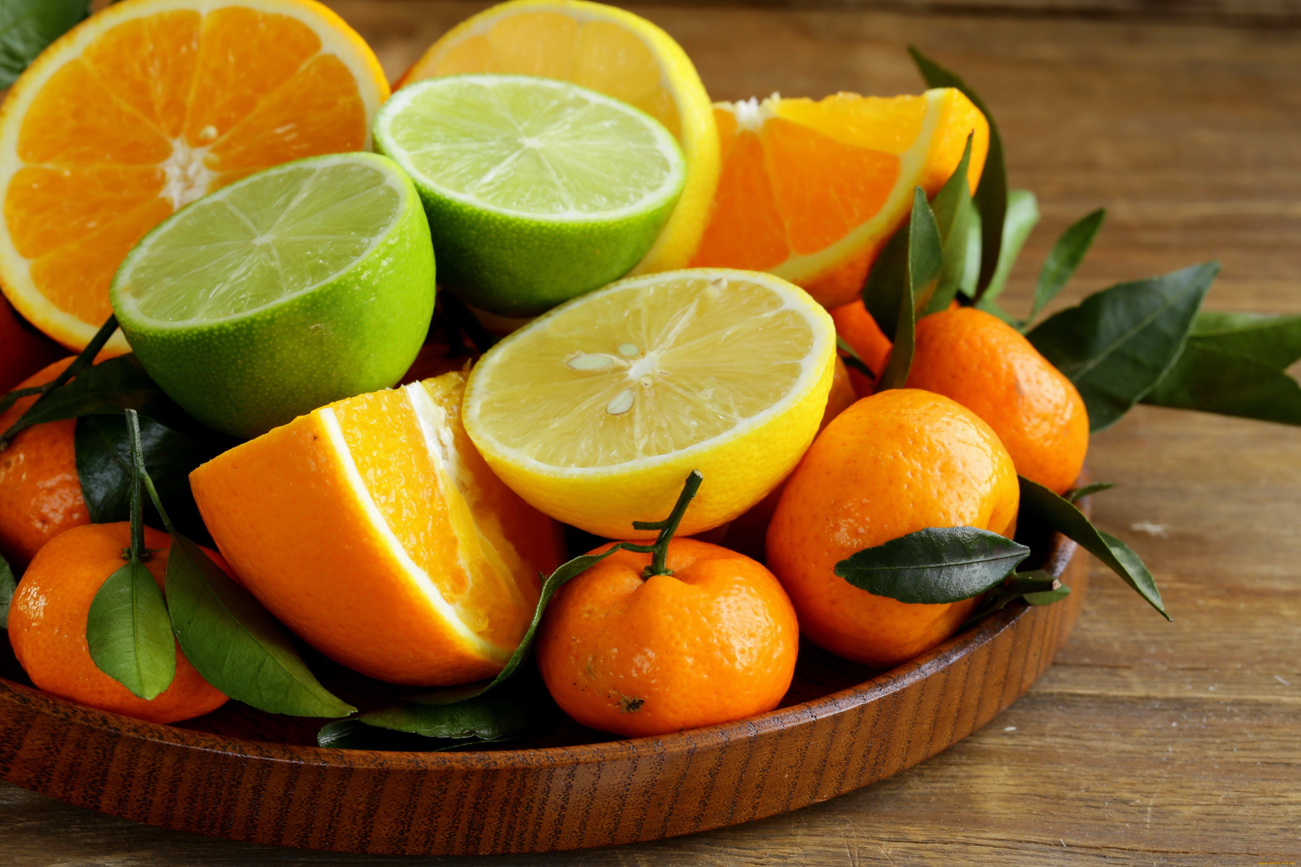 Фруктово цитрусовый. Лайм лимон апельсин мандарин. Апельсин мандарин грейпфрут. Цитрусовые, апельсин, лимон, грейпфрут. Мандарин лимон бергамот.